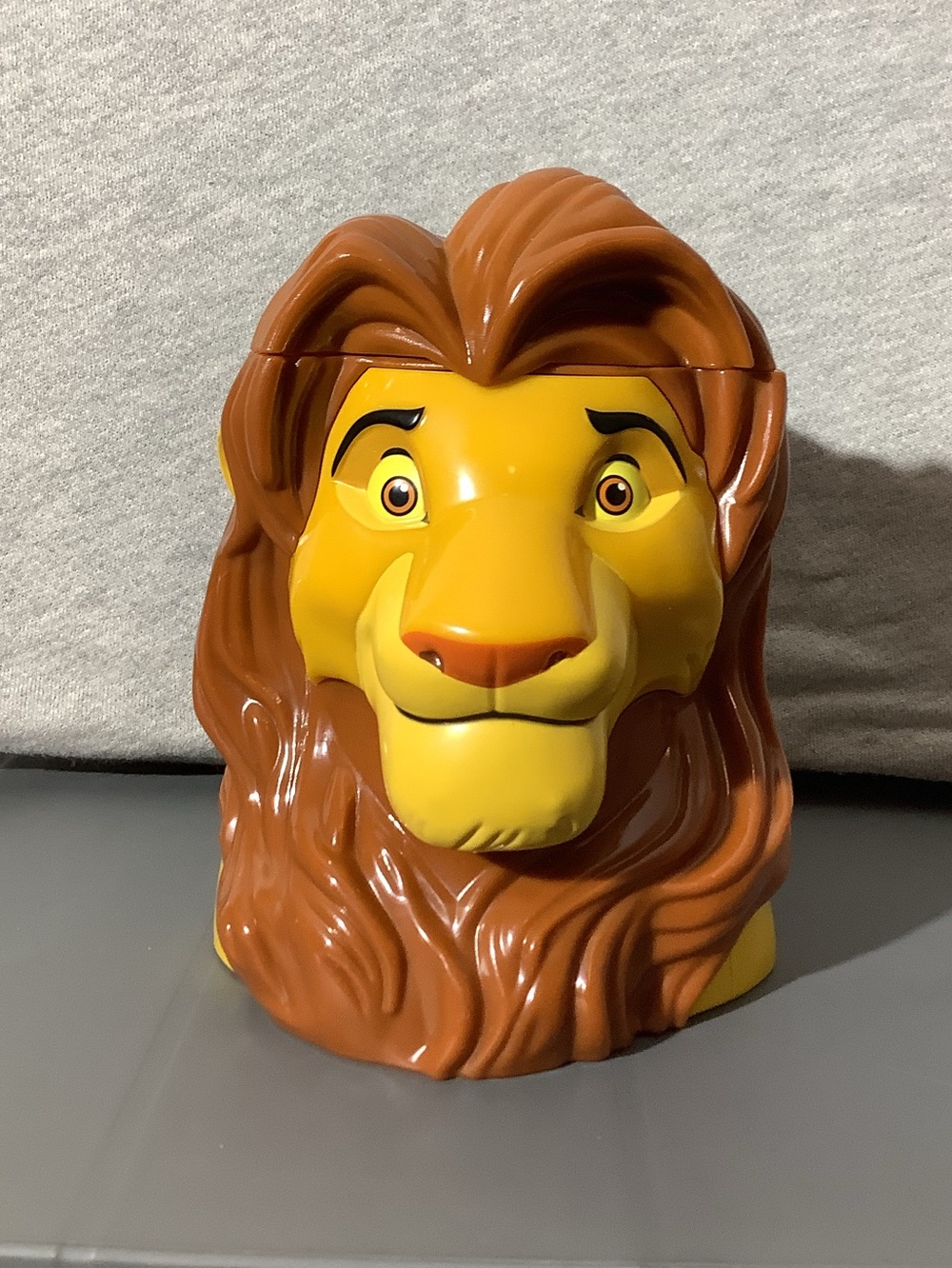 Disney The Lion King Simba Mug with attached lid - Brown and Yellow